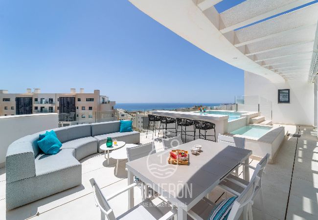 Apartment in Fuengirola - HW013 - The Bay - 3231